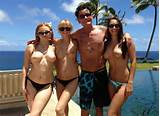 He's a right Charlie ... Sheen with his porn star travel companions