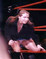 Stephanie McMahon (stephanie-mcmahon-20.jpg)