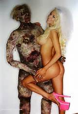 ... photos from courtney stodden s nude photoshoot with girls and corpses