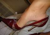 Cum on Pointy Shoes 03 - POinty cum/manolo-patent-burgundy-09.jpg